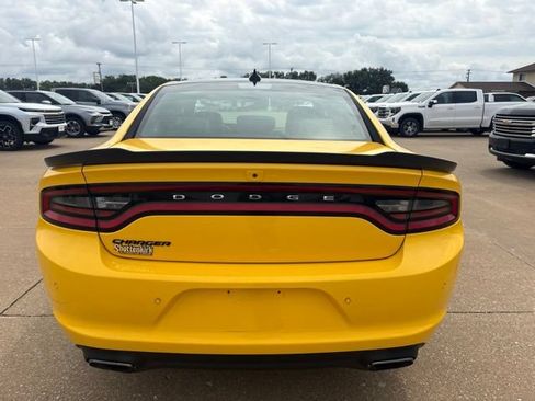 Used 2017 Dodge Charger SXT w/ AWD Plus Group image 4
