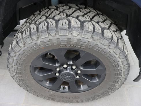 Used 2022 RAM 2500 Big Horn w/ Level C Equiment Group AWD/4WD image 3