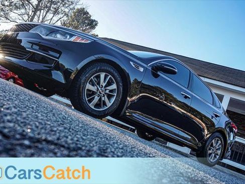 Used 2016 Kia Optima LX image 4