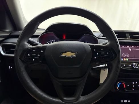 Used 2021 Chevrolet TrailBlazer LS FWD image 35