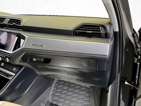 Used 2020 Audi Q3 2.0T Premium Plus w/ Premium Plus Package image 22