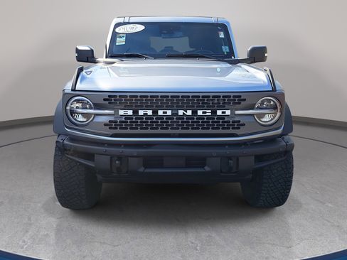 Used 2022 Ford Bronco Badlands image 2