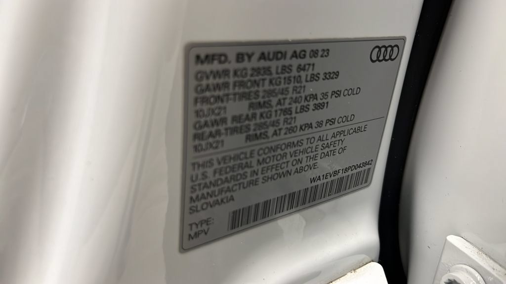 Used 2023 Audi Q8 Premium Plus w/ Premium Plus Package AWD/4WD image 27