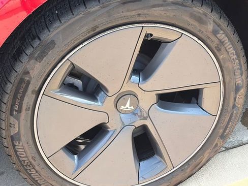 Used 2023 Tesla Model 3 Standard Range RWD image 11