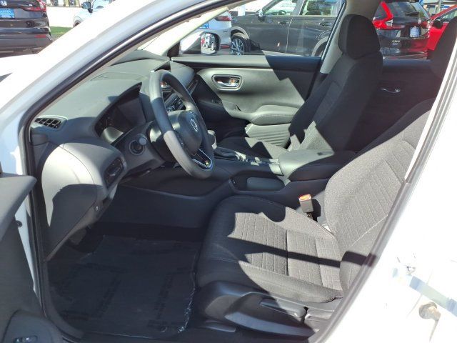 Certified 2026 Honda HR-V LX image 4