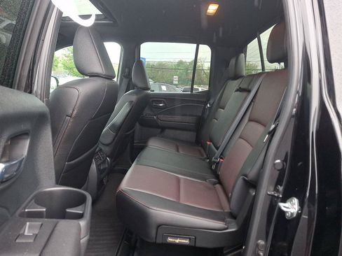 Used 2023 Honda Ridgeline Black Edition image 10