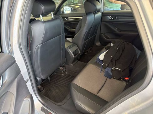 Used 2020 Honda Accord Sport image 7