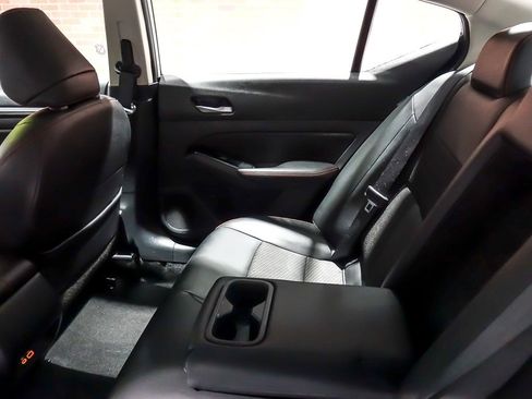 Used 2025 Nissan Altima 2.5 SR image 15