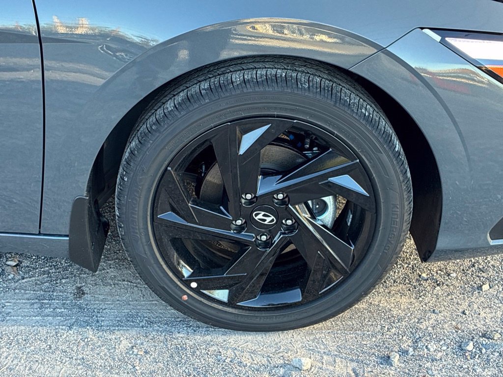 New 2026 Hyundai Elantra SEL Sport FWD image 47