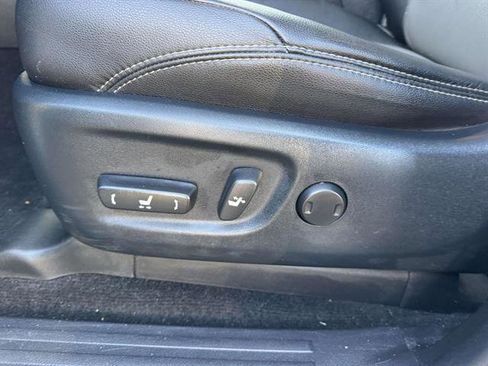 Used 2022 Toyota 4Runner SR5 Premium image 12