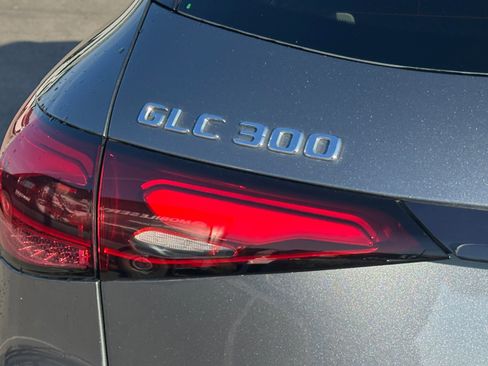 Used 2023 Mercedes-Benz GLC 300 4MATIC image 29