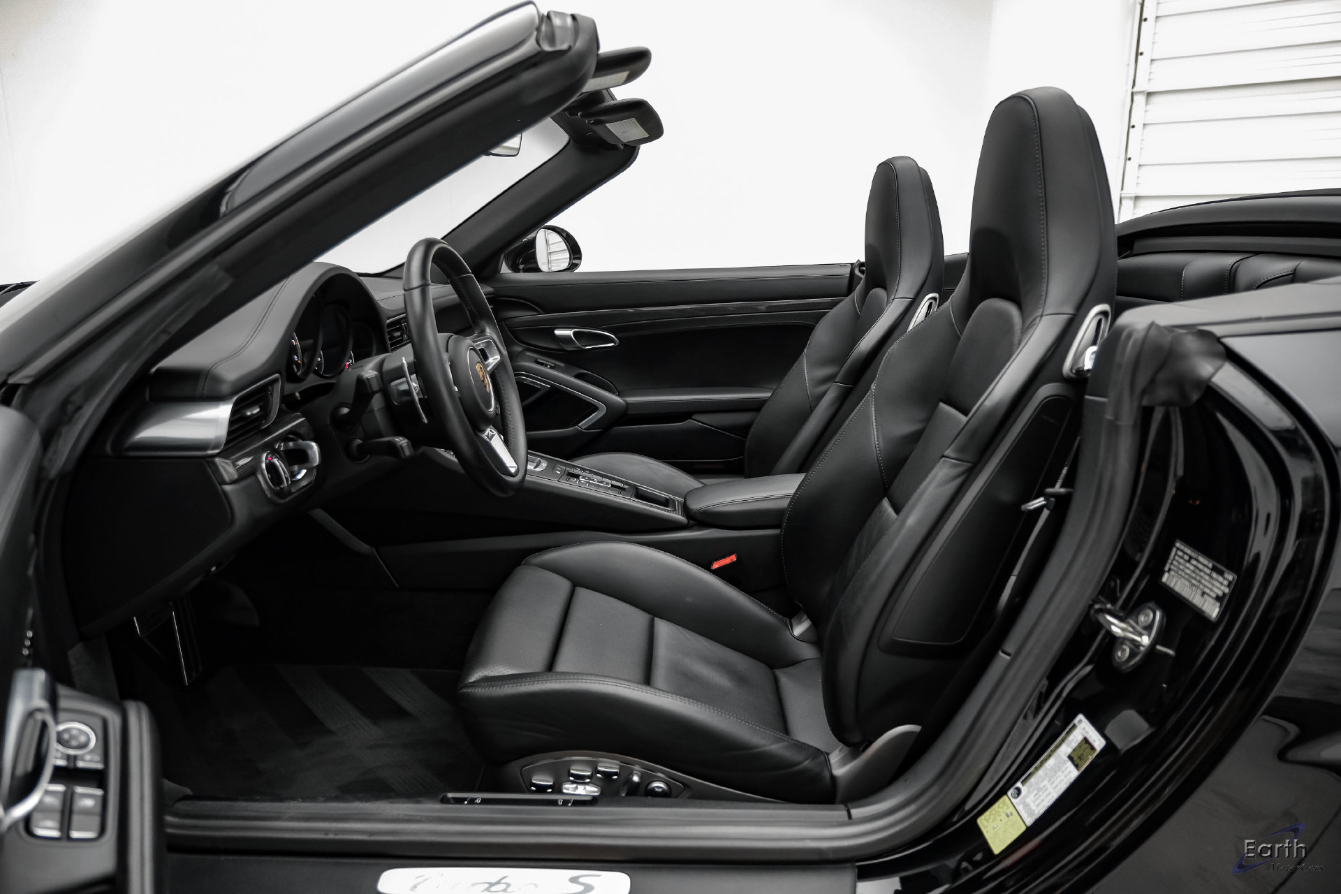 Used 2019 Porsche 911 Turbo S AWD/4WD image 43
