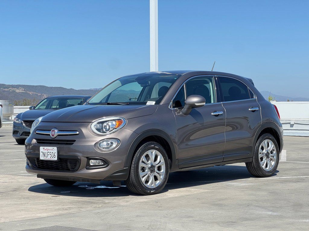 Used 2016 FIAT 500X Lounge FWD image 5