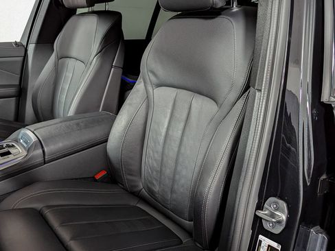 Used 2022 BMW X5 xDrive45e w/ Executive Package image 19