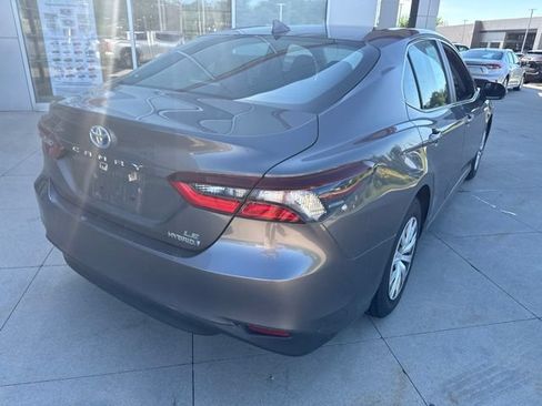 Used 2021 Toyota Camry LE w/ Audio Upgrade Package FWD image 7