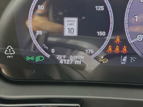 Certified 2025 Porsche Cayenne image 16