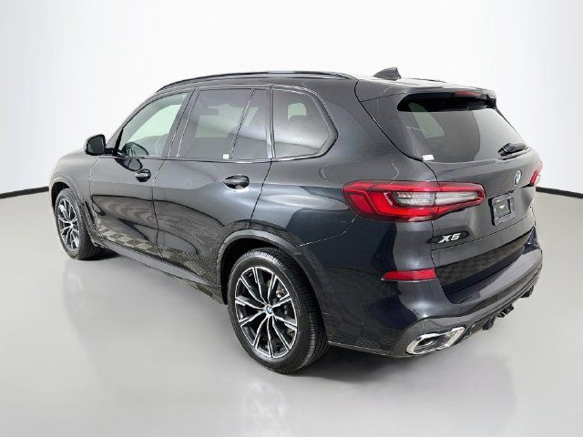 Used 2019 BMW X5 xDrive50i w/ M Sport Package AWD/4WD image 5