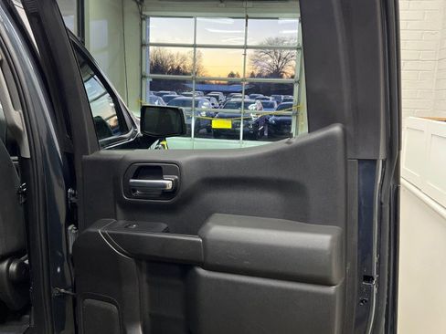 Used 2021 Chevrolet Silverado 1500 LT w/ Convenience Package II image 14