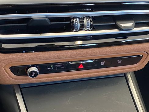 Certified 2023 BMW 330e xDrive w/ Driving Assistance Package image 27