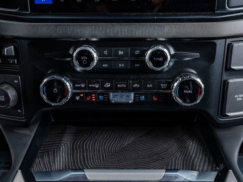 Used 2024 Ford F350 Platinum image 26