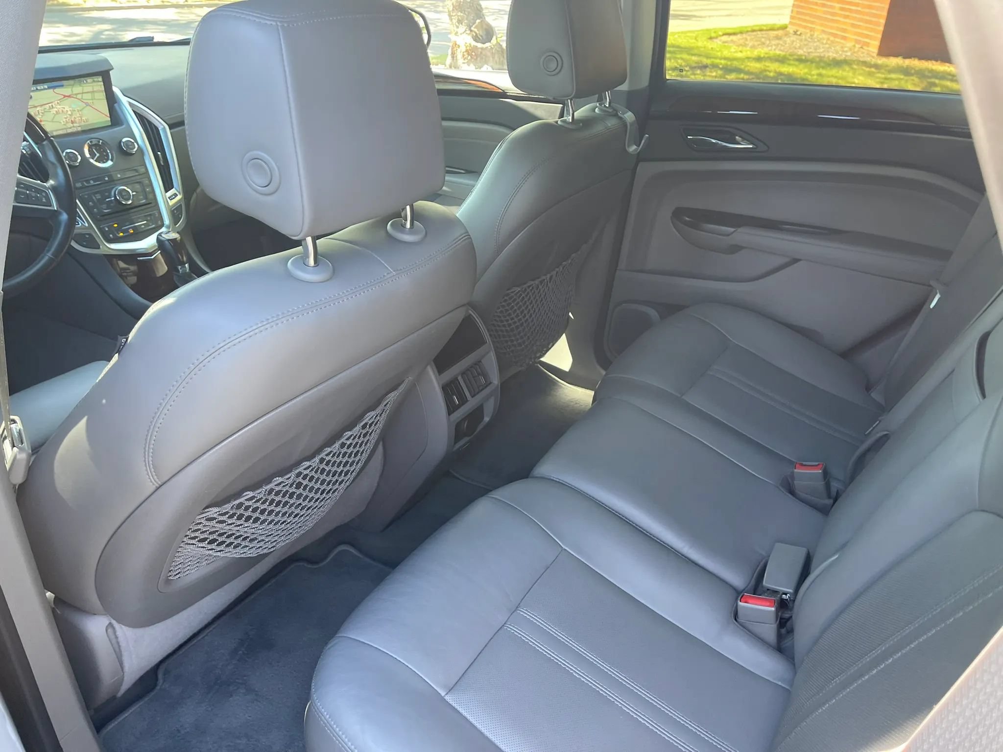 Used 2012 Cadillac SRX Luxury FWD image 12