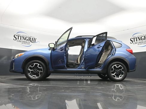 Used 2017 Subaru Crosstrek 2.0i Limited AWD/4WD image 20