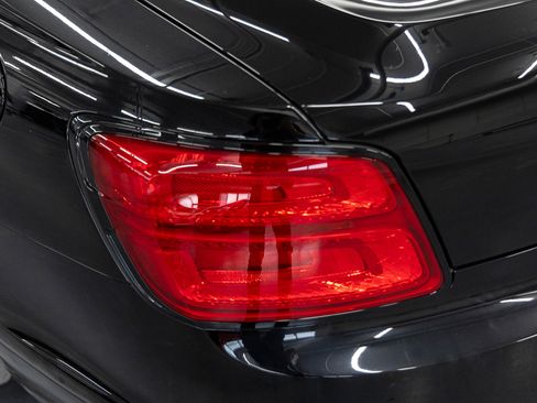 New 2025 Bentley Flying Spur Plug-In Hybrid image 19