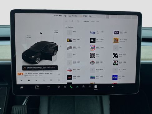 Used 2023 Tesla Model Y Long Range AWD/4WD image 11