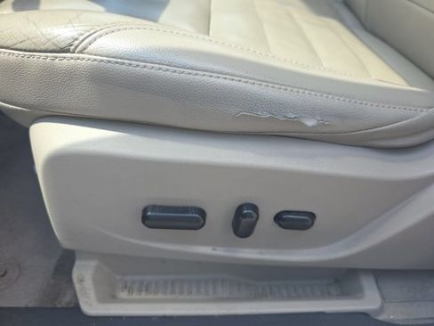Used 2015 Ford Escape Titanium FWD image 12
