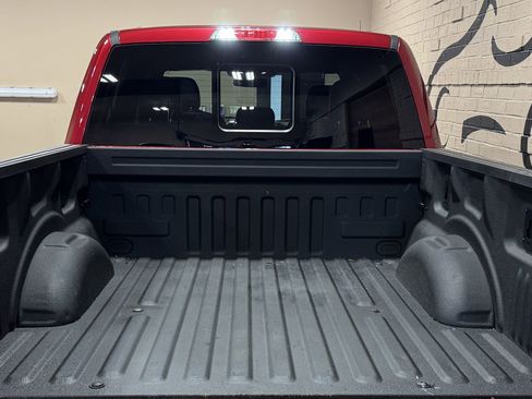 Used 2016 Ford F150 Lariat w/ Equipment Group 502A Luxury AWD/4WD image 6