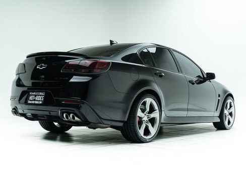 Used 2017 Chevrolet SS RWD image 12