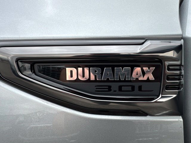 Certified 2025 GMC Yukon AT4 w/ Technology Package AWD/4WD image 17