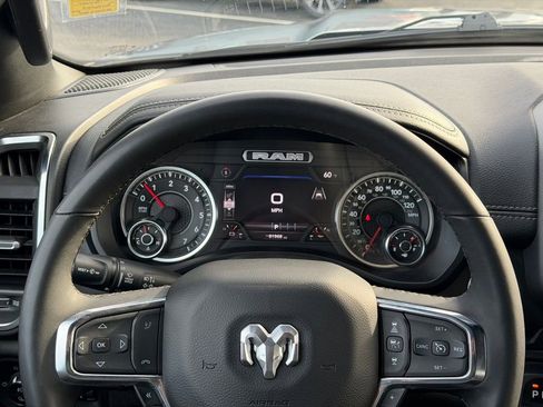 Used 2025 RAM 1500 Laramie image 31