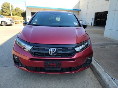 Used 2025 Honda Odyssey Sport-L image 2
