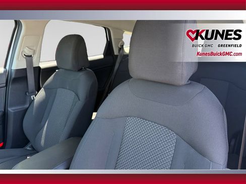 Used 2026 Kia Sportage LX FWD image 14