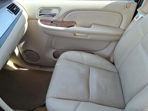 Used 2008 Cadillac Escalade EXT Base image 31