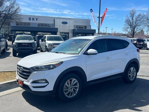 Used 2016 Hyundai Tucson SE w/ Option Group 02 FWD image 1