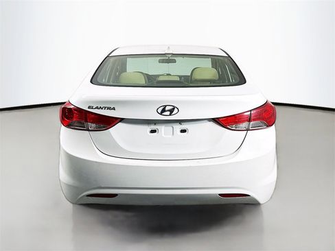 Used 2012 Hyundai Elantra GLS w/ Preferred Pkg 3 image 6