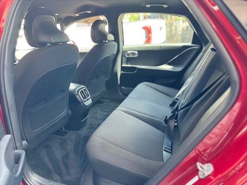 Used 2024 Hyundai Ioniq 6 SE RWD image 17