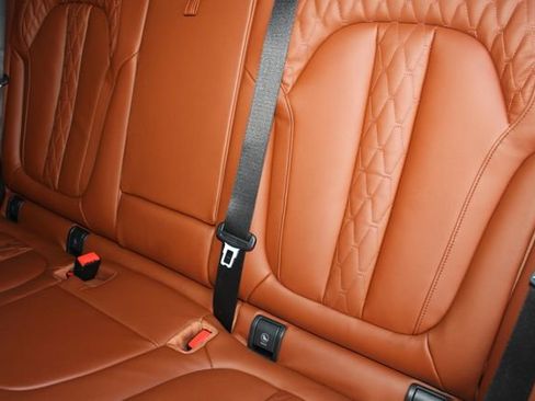 New 2026 BMW X5 M60i image 21