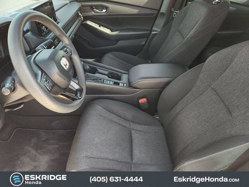 Used 2023 Honda Accord EX image 13
