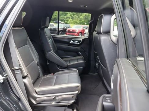 Used 2024 Chevrolet Tahoe Premier AWD/4WD image 26