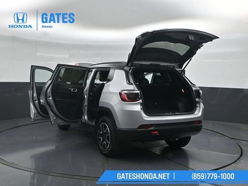 Used 2024 Jeep Compass Trailhawk AWD/4WD image 54