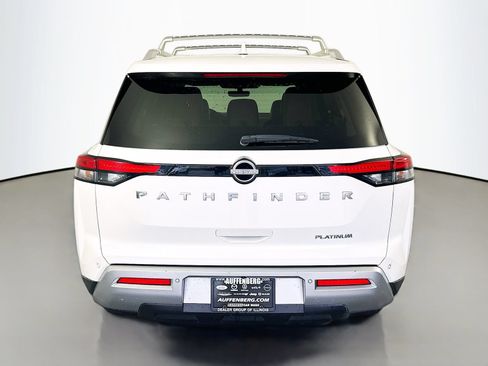 Used 2023 Nissan Pathfinder Platinum FWD image 6