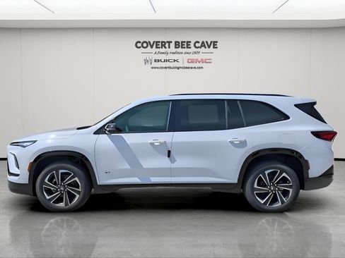 New 2026 Buick Enclave Sport Touring w/ Super Cruise Package image 4