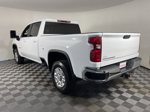 Certified 2024 Chevrolet Silverado 2500 LT w/ Convenience Package AWD/4WD image 14