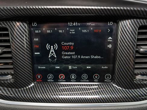 Used 2017 Dodge Charger R/T RWD image 19