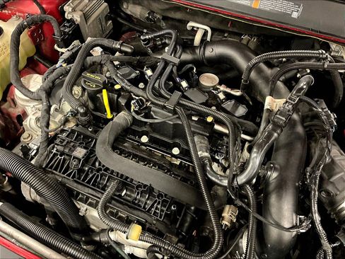 Used 2020 Ford Fusion SE FWD image 28