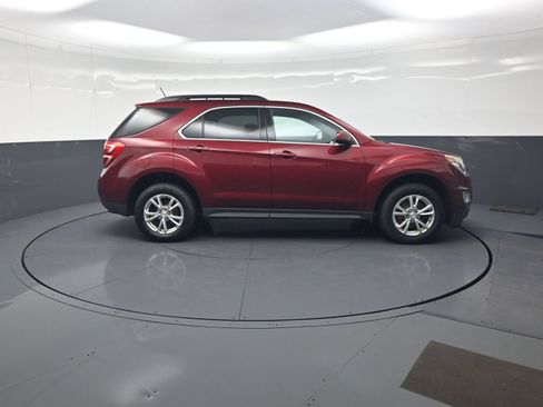 Used 2017 Chevrolet Equinox LT FWD image 6