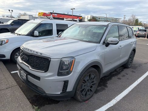 Used 2021 Kia Telluride SX w/ SX Prestige Package image 1